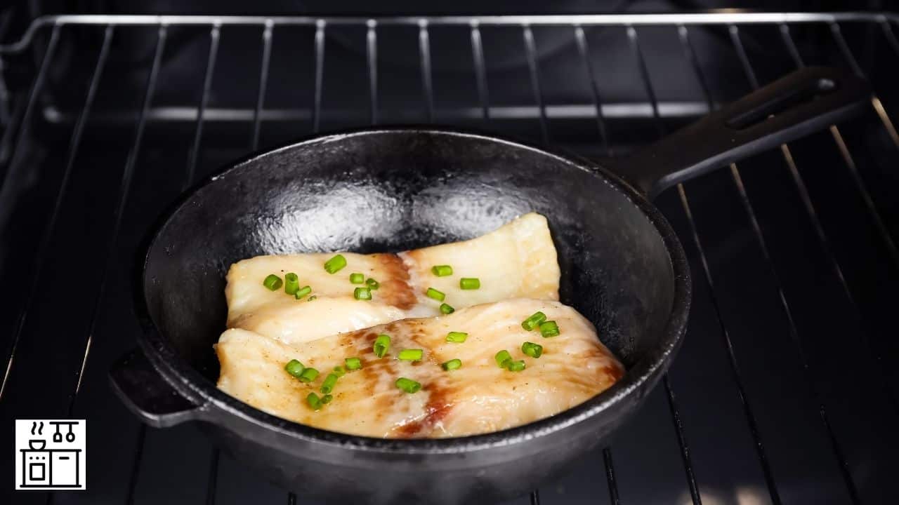 Can Calphalon Pans Go In The Oven? [Which Ones Can?]