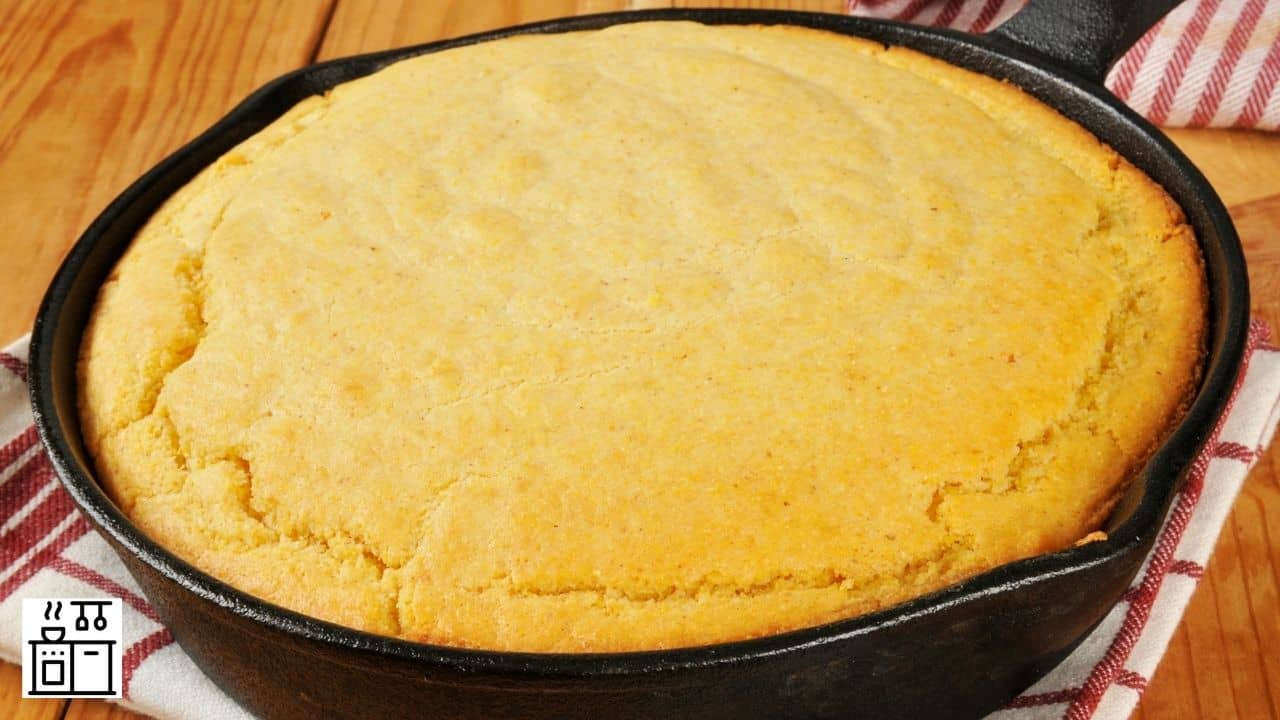 Does Cornbread Rise? (How To Rise Cornbread Perfectly?)
