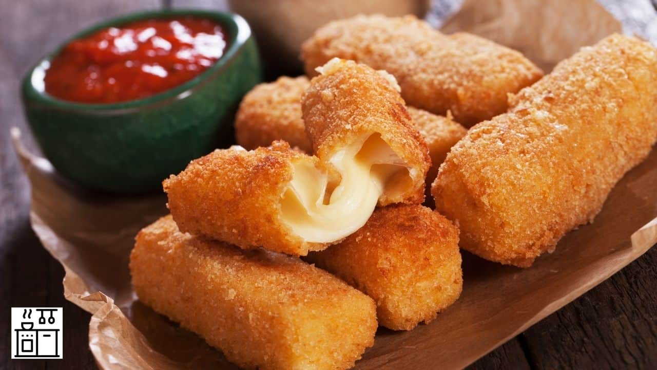 What Are Mozzarella Sticks Made Of? (Explained In Detail)