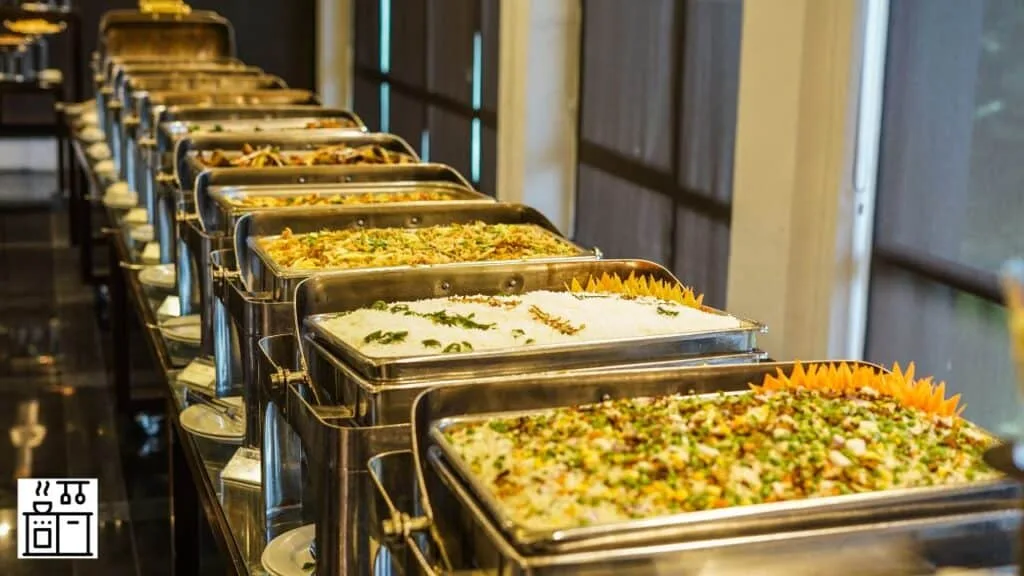 Roll-Top covered pans