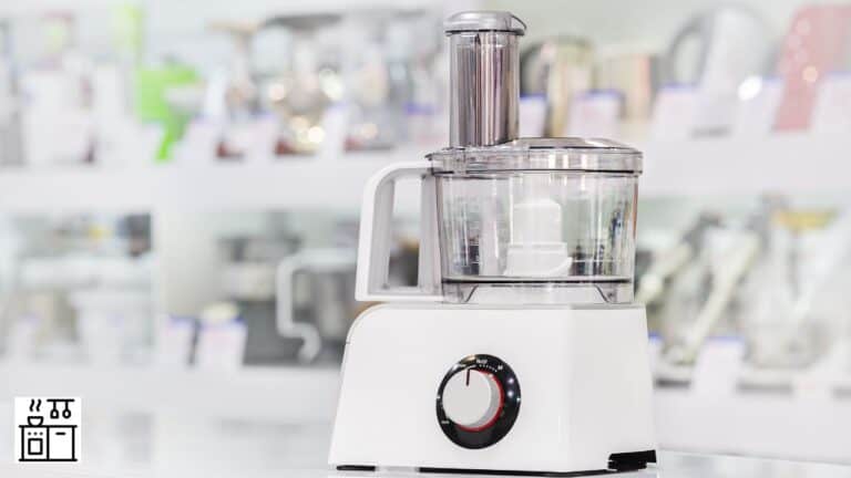 How Does a Food Processor Work? [The Exact Steps]