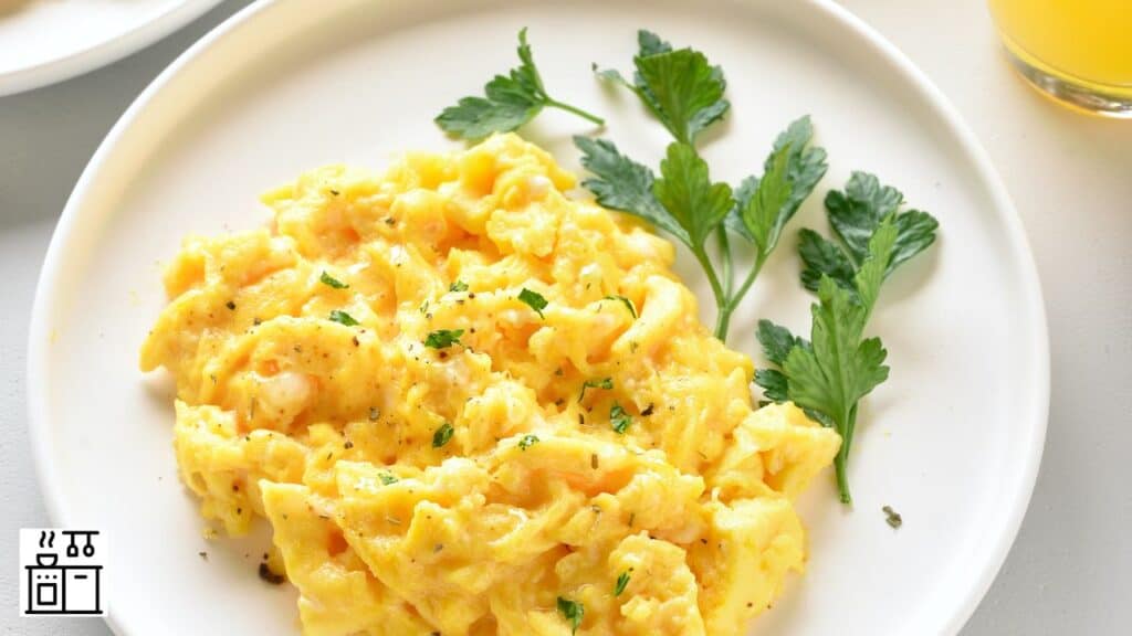 Fully cooked scrambled eggs